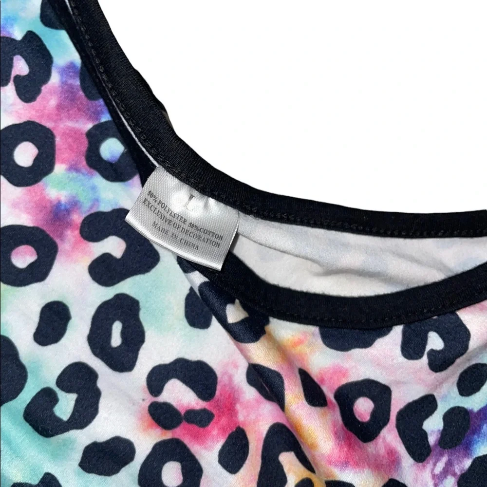 Colorful Leopard long sleeve top - Picture 3 of 3